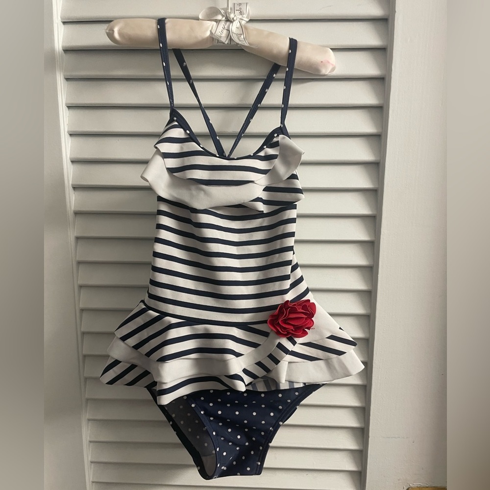 Flapdoodles Red, White & Blue Girls Tankini Size 4 Excellent pre-loved Condition